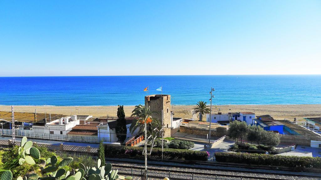 Carmen Seaview & Beach - Apartment Montgat Kültér fotó