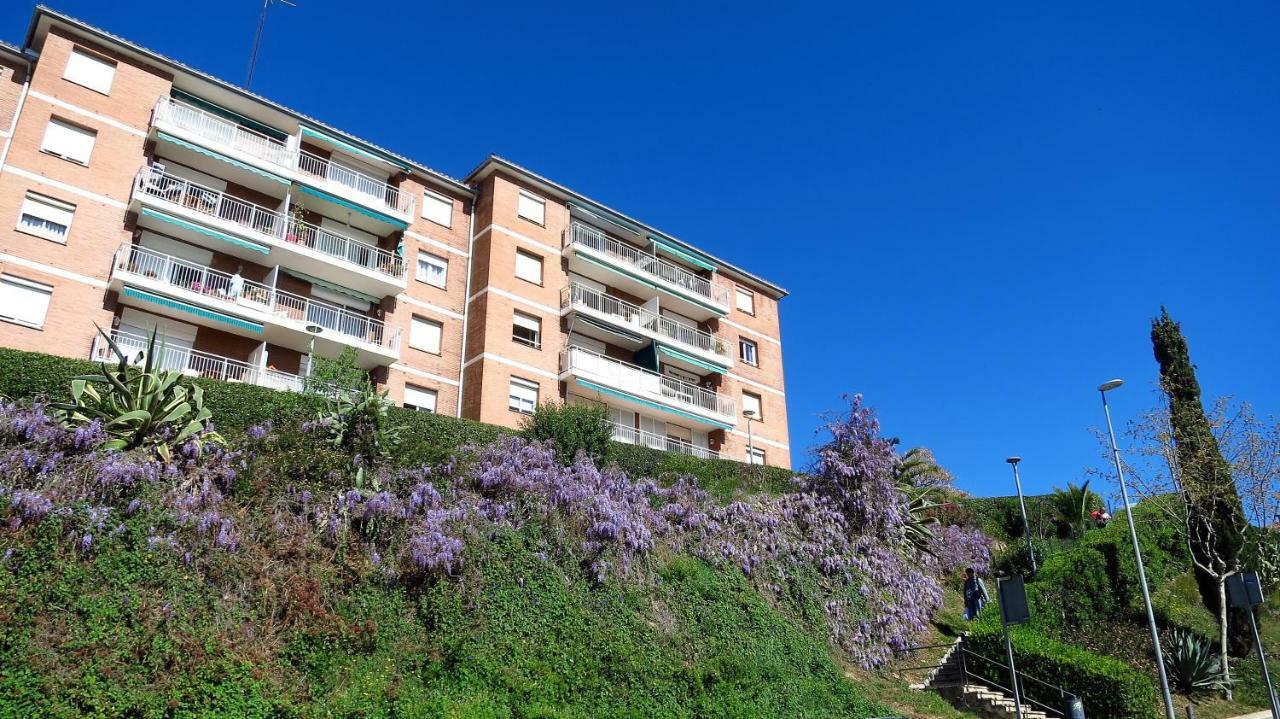 Carmen Seaview & Beach - Apartment Montgat Kültér fotó