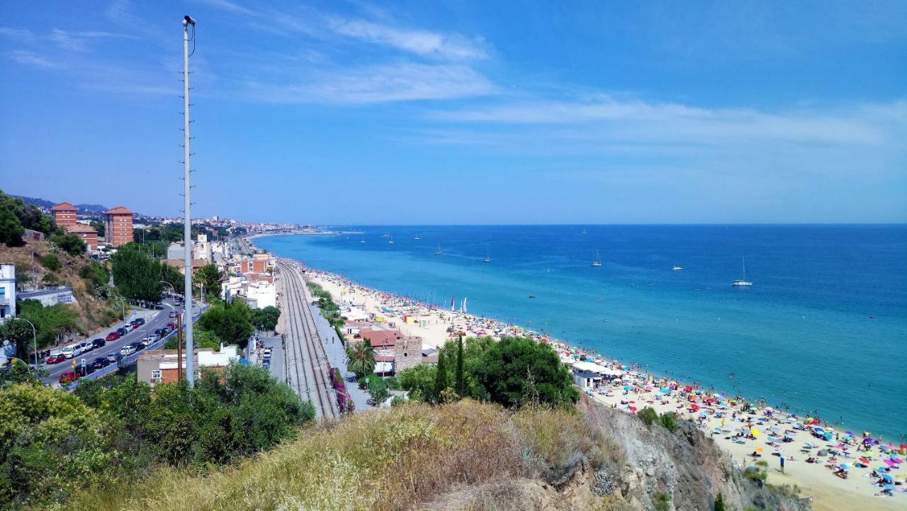 Carmen Seaview & Beach - Apartment Montgat Kültér fotó
